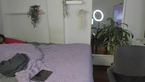 spider_baby_ online show from 5, 12, 2025