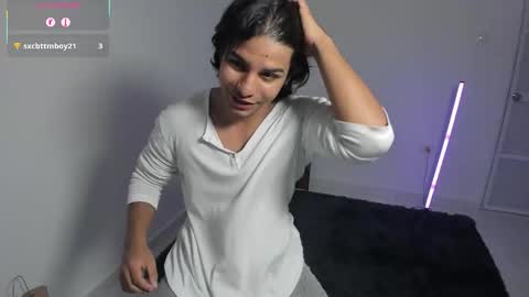 Snapshot of spideychill chatting on 5, 11, 2025 spideychill online show from 5, 11, 2025