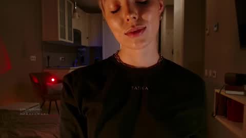 Snapshot of spiklencii chatting on 10, 11, 2025 Elizabeth online show from 10, 11, 2025