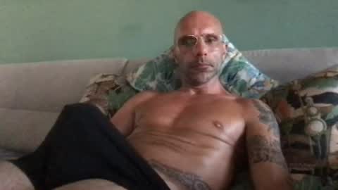 Snapshot of spiton chatting on 4, 7, 2026 spiton online show from 4, 7, 2026