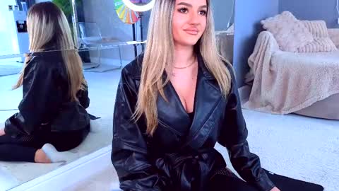 Anna online show from 15, 4, 2026