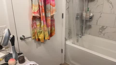 Snapshot of spookyfoxmulder chatting on 8, 1, 2025 ALEX online show from 8, 1, 2025