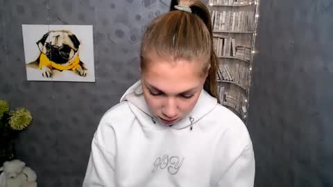 Karina online show from 5, 2, 2025