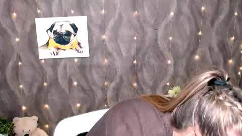 Karina online show from 9, 9, 2025