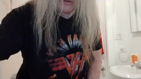 spunslut212 online show from 4, 7, 2026