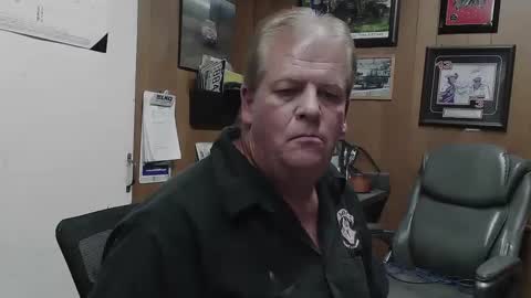 Snapshot of spyder719 chatting on 9, 9, 2025 spyder719 online show from 9, 9, 2025