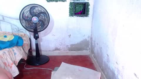 Snapshot of squirt_dirty_anal chatting on 15, 1, 2025 valeria online show from 15, 1, 2025