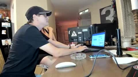 Snapshot of squirt_vip_room chatting on 21, 12, 2025 Roxy Day Mossimo Knight online show from 21, 12, 2025