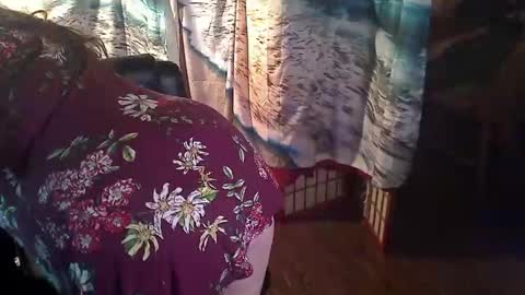 Snapshot of squirtingmama chatting on 12, 2, 2025 SquirtingMAMA online show from 12, 2, 2025