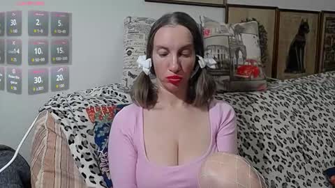 Snapshot of squirtyeleanor chatting on 29, 11, 2025 SquirtyEleanor online show from 29, 11, 2025