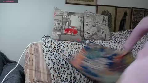 Snapshot of squirtyeleanor chatting on 5, 12, 2025 SquirtyEleanor online show from 5, 12, 2025