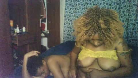 Snapshot of squish_sexy chatting on 19, 6, 2026 Sexy muna online show from 19, 6, 2026