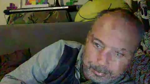 Snapshot of srekos38 chatting on 8, 12, 2024 srekos38 online show from 8, 12, 2024
