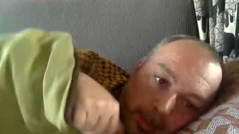 Snapshot of srekos38 chatting on 20, 2, 2025 srekos38 online show from 20, 2, 2025