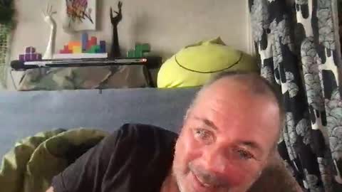 Snapshot of srekos38 chatting on 25, 10, 2025 srekos38 online show from 25, 10, 2025