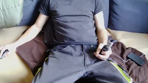 Snapshot of srevinu chatting on 3, 12, 2025 Srevinu online show from 3, 12, 2025