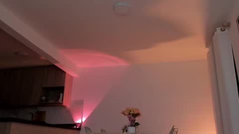 Snapshot of srta__sophie chatting on 27, 2, 2025 Sophie 3 online show from 27, 2, 2025