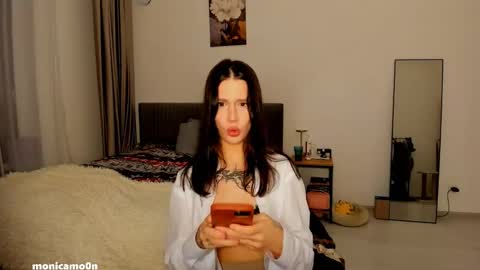 Snapshot of ssash1mii chatting on 5, 3, 2025 Hey guys i miss you so much online show from 5, 3, 2025