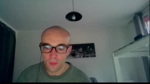 ssenzo online show from 4, 12, 2024