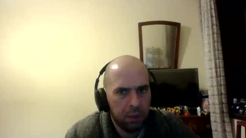 Snapshot of sstrasser chatting on 8, 1, 2025 ShYgUy online show from 8, 1, 2025