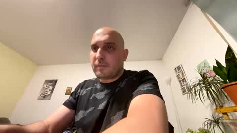 Snapshot of sta13 chatting on 14, 5, 2026 sta13 online show from 14, 5, 2026