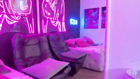 staarlightt online show from 27, 6, 2026