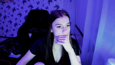 Snapshot of stacey_brown chatting on 26, 12, 2024 Stacey GMT5 Mo Tu We Th Fr Sa 3am -10am online show from 26, 12, 2024