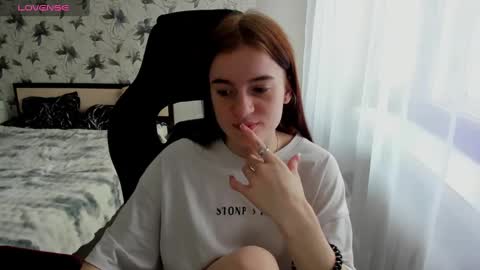 Snapshot of stacey_brown chatting on 6, 2, 2025 Stacey GMT5 Mo Tu We Th Fr Sa 3am -10am online show from 6, 2, 2025