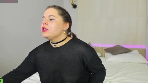 Snapshot of stacy_gill chatting on 29, 5, 2026 Stacy online show from 29, 5, 2026