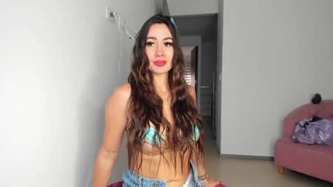 Snapshot of stacy_malibu1 chatting on 13, 12, 2025 TWstacymalibu110 online show from 13, 12, 2025