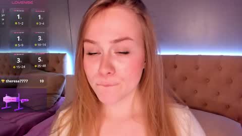 Snapshot of stacy_moorexx chatting on 19, 5, 2026 STACY online show from 19, 5, 2026