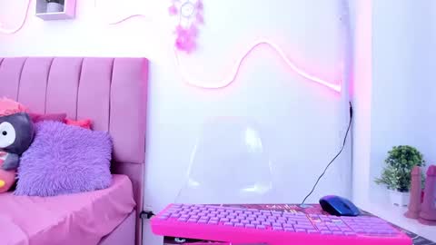 Snapshot of stacy_vegas chatting on 24, 9, 2025 estecy online show from 24, 9, 2025