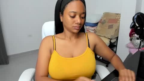Snapshot of stacy_woods chatting on 15, 1, 2025 Zulma Yisset online show from 15, 1, 2025
