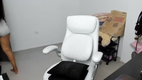 Snapshot of stacy_woods chatting on 21, 1, 2025 Zulma Yisset online show from 21, 1, 2025