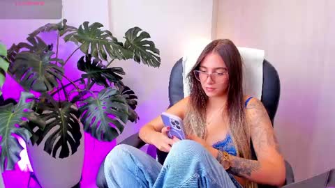 Stacy Conner online show from 18, 7, 2026
