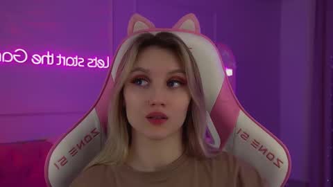 StacyEvances online show from 2, 3, 2026