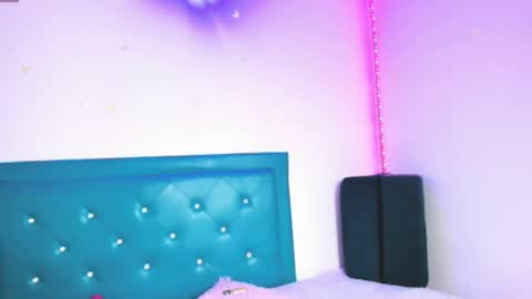 Snapshot of star_darling chatting on 25, 2, 2025 S T A R online show from 25, 2, 2025