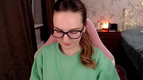 Snapshot of star_shopping chatting on 4, 12, 2024 Alice online show from 4, 12, 2024