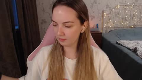 Snapshot of star_shopping chatting on 21, 12, 2024 Alice online show from 21, 12, 2024