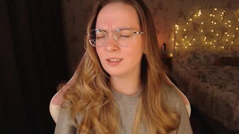 Snapshot of star_shopping chatting on 22, 12, 2024 Alice online show from 22, 12, 2024