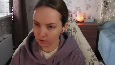 Snapshot of star_shopping chatting on 5, 3, 2025 Alice online show from 5, 3, 2025