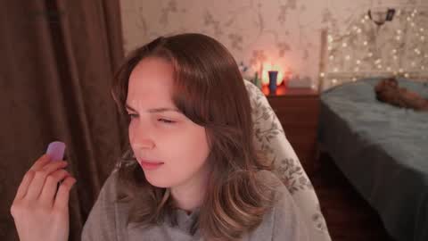 Snapshot of star_shopping chatting on 19, 10, 2025 Alice online show from 19, 10, 2025