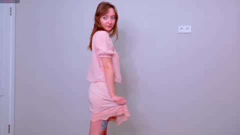 Snapshot of starbeam__ chatting on 22, 12, 2025 Ann online show from 22, 12, 2025