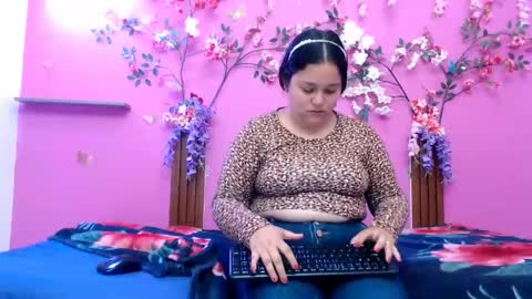 alejandra online show from 25, 5, 2026