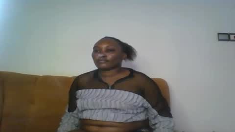 Snapshot of stargirl880271 chatting on 11, 10, 2025 isha online show from 11, 10, 2025