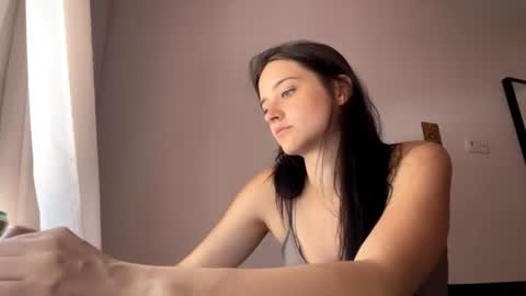 Lola online show from 28, 6, 2026