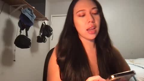 Snapshot of starlitdreams777 chatting on 8, 3, 2025 starlitdreams777 online show from 8, 3, 2025