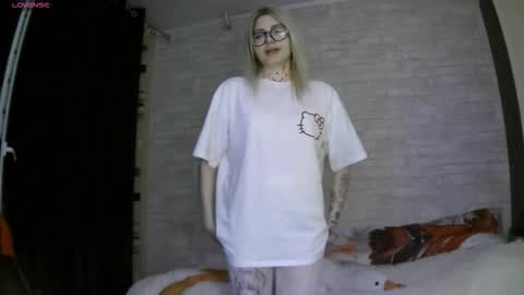 Snapshot of starremick chatting on 9, 10, 2025 Katie online show from 9, 10, 2025