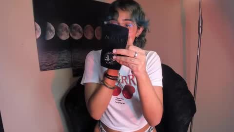      online show from 10, 3, 2025