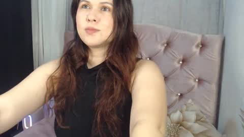 Snapshot of starsweetcute chatting on 13, 9, 2025 Celeste online show from 13, 9, 2025